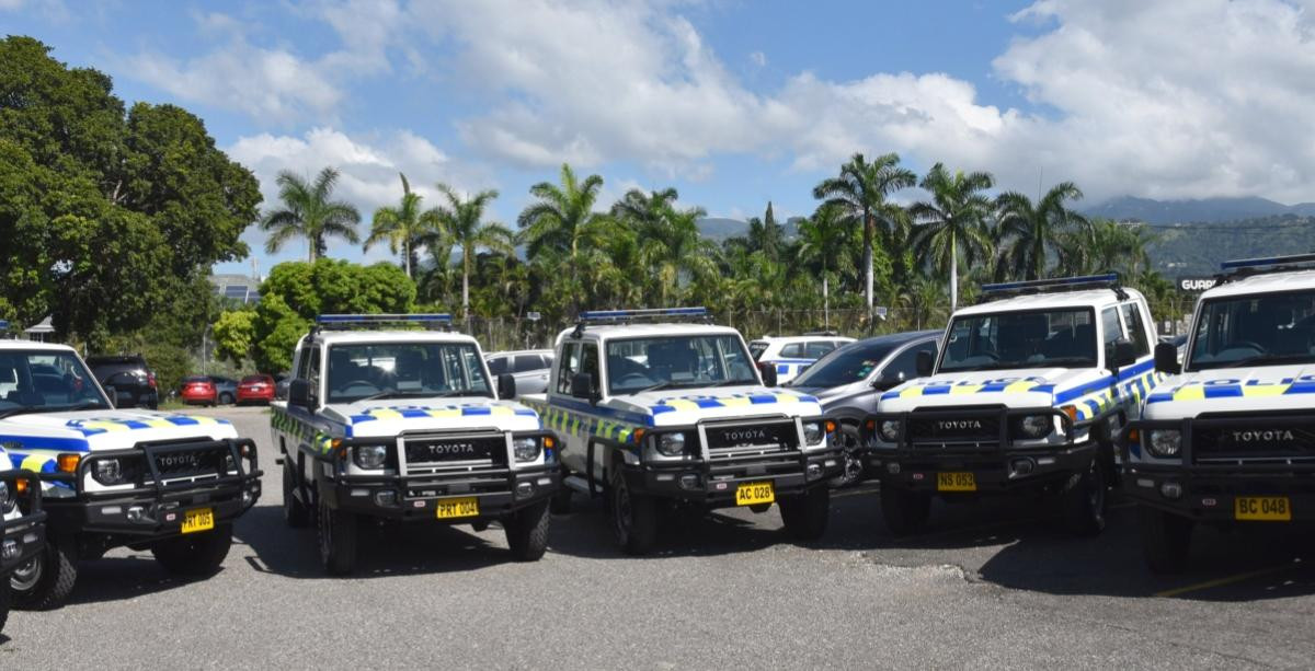 Jamaica Fuerza de Policia Donacion Japon JIS