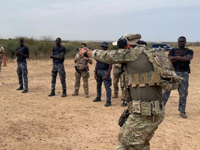 Ejercicios de instrucción del Ezapac en Sengal