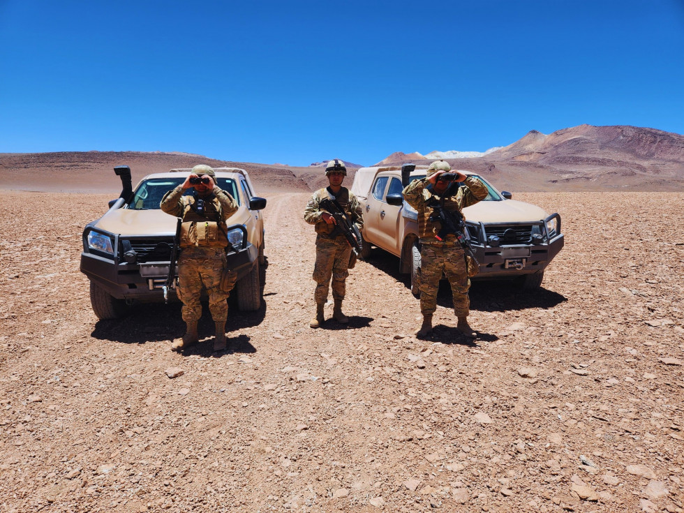 Personal en labores de control de frontera en la Región de Antofagasta Firma Ejército de Chile