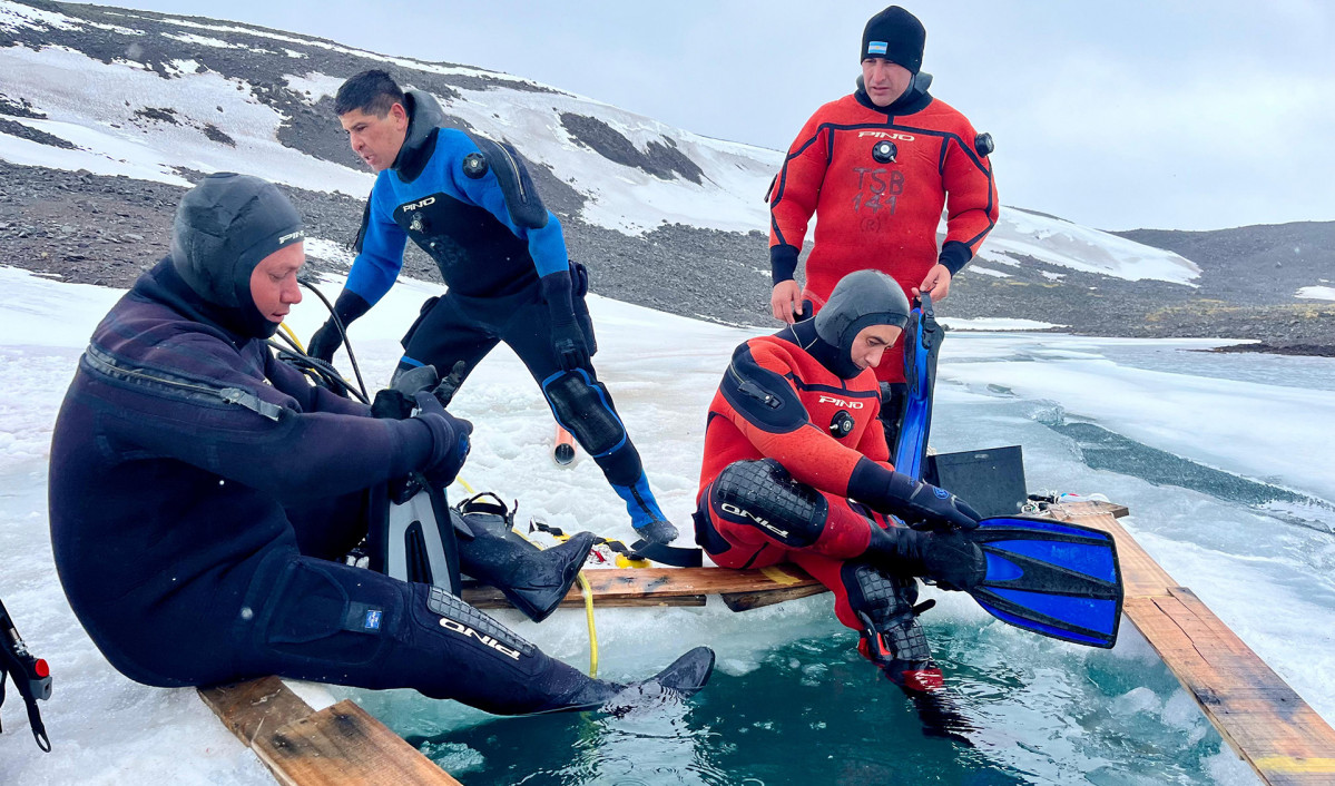 Curso de Buceo Base Carlini