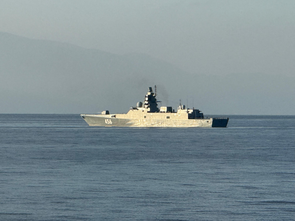 Fragata almirante golokov