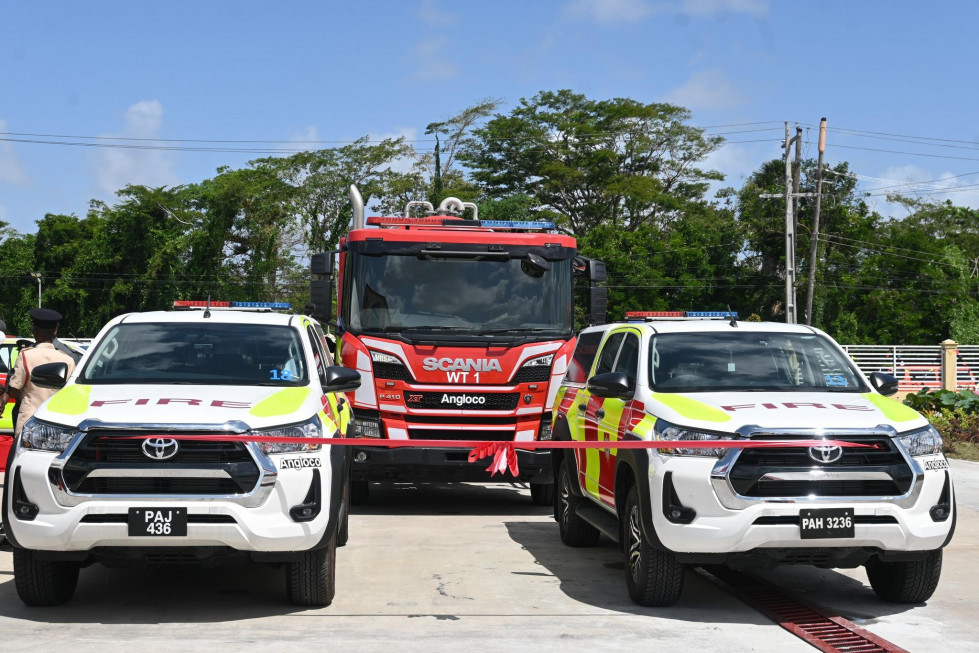 Guyana ServBomberos vehiculos Ministery of HomeAffairs