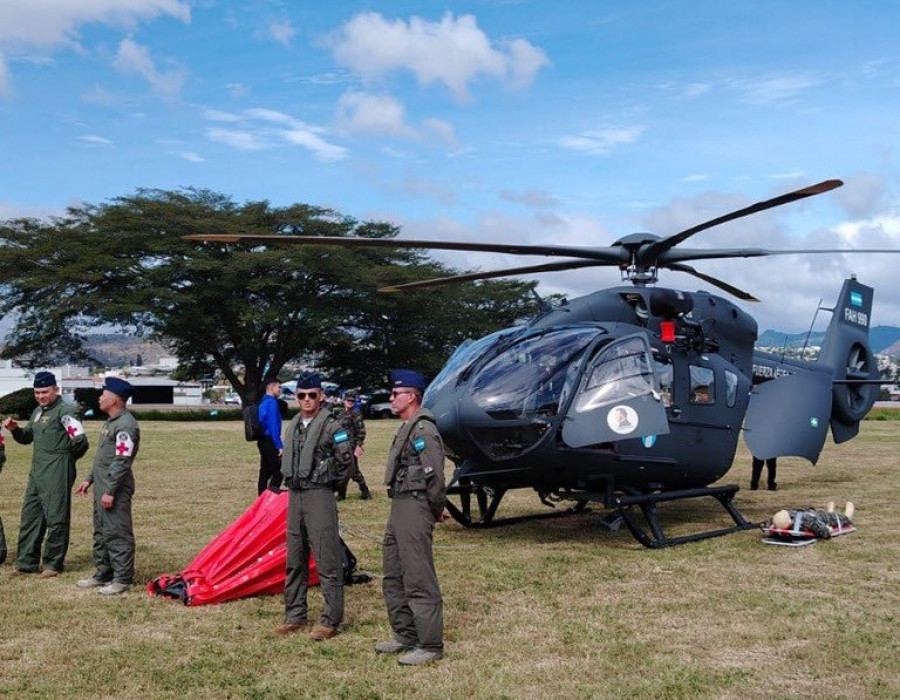 Entrega oficial de dos Airbus H145 en Honduras