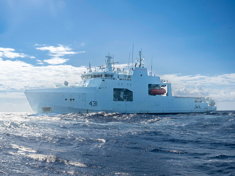 HMCS Margaret Brooke (AOPV 431) Firma Canadian Armed Forces