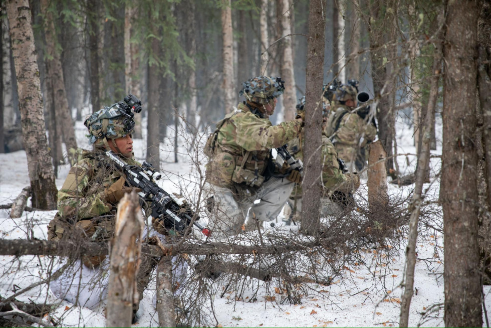 Ejercicio Clima Frío en Alaska Firma 11th Airborne Division del US Army