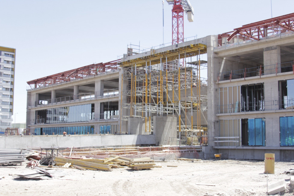 Obras de construcción en el Centro Espacial Nacional Firma FACh