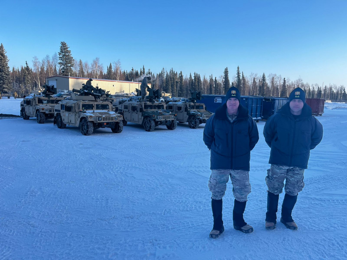 Oficiales en el ejercicio Fru00edo Extremo organizado por la 11th Airborne Division del US Army en Alaska Firma Eju00e9rcito de Chile