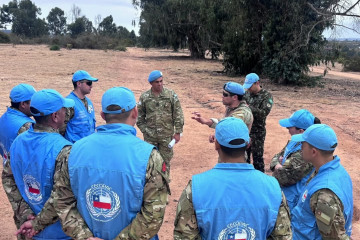 Personal de la Armada de Chile en el curso de predespliegue de Unficyp Firma Centro Conjunto de Operaciones de Paz de Chile