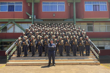 Alumnos del curso de Fusilero Básico Naval 2025 Firma Escuela Naval Arturo Prat de la Armada de Chile