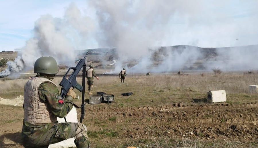 Militares españoles y ucranianos en formación de Combate en Zonas Urbanizadas