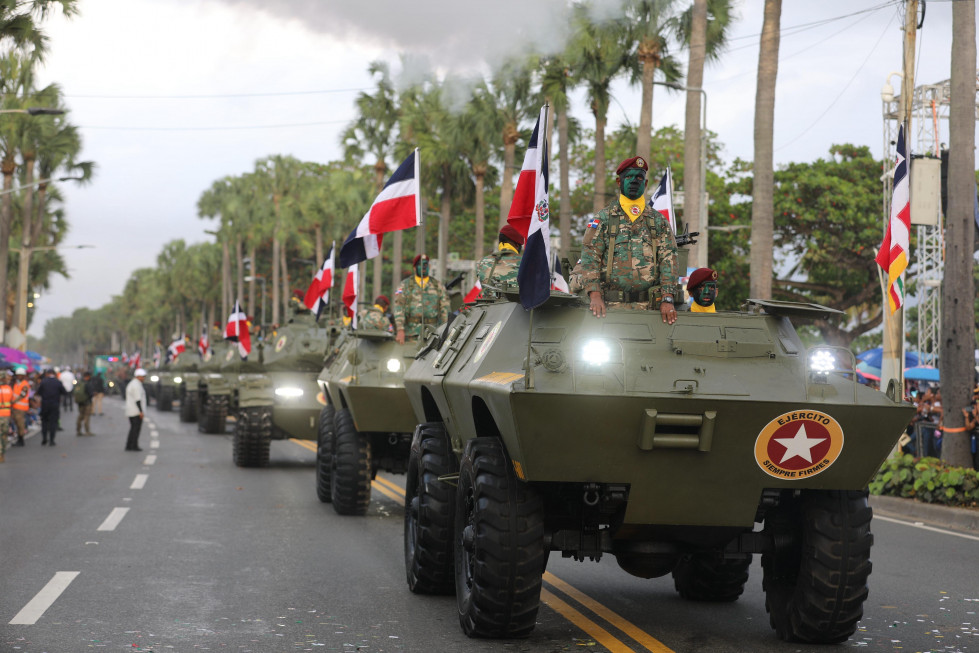 RDominicana Ejercito V150 Commando PresidenciaRD