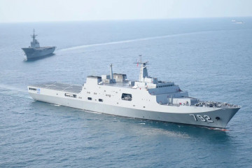 HTMS Chang de la Marina tailandesa