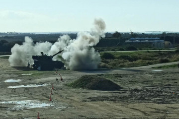 Pruebas de certificacion de tubos del M109 en Torregorda