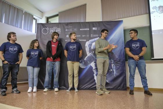 Un equipo de Gijón recibe uno de los premios del NASA Space Apps Challenge 2024