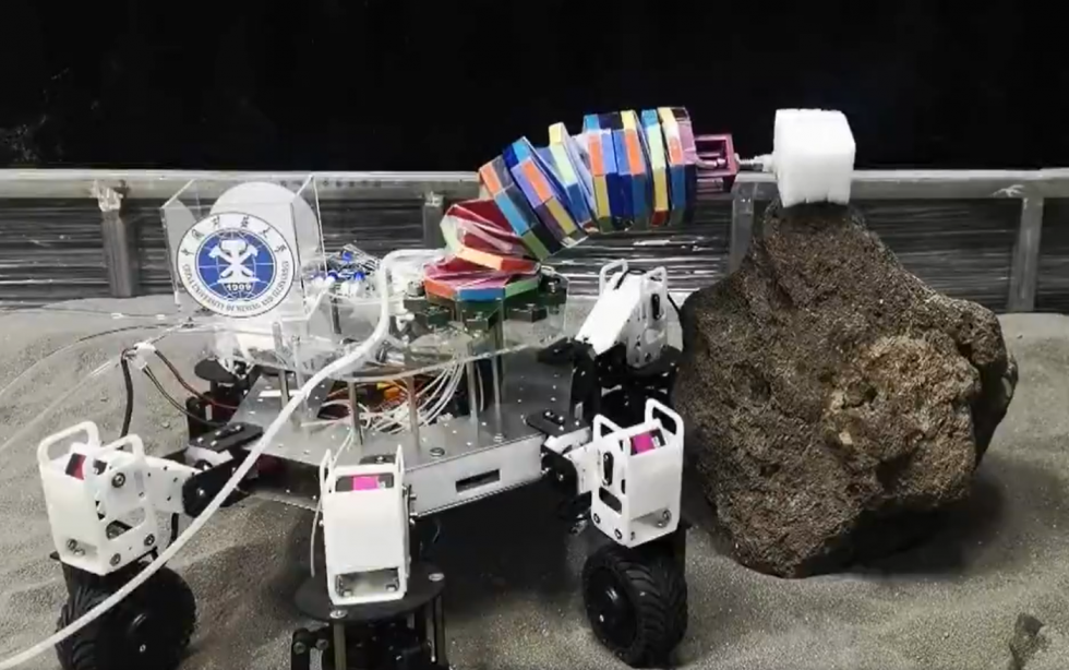 China presenta el primer robot minero espacial de fabricación propia