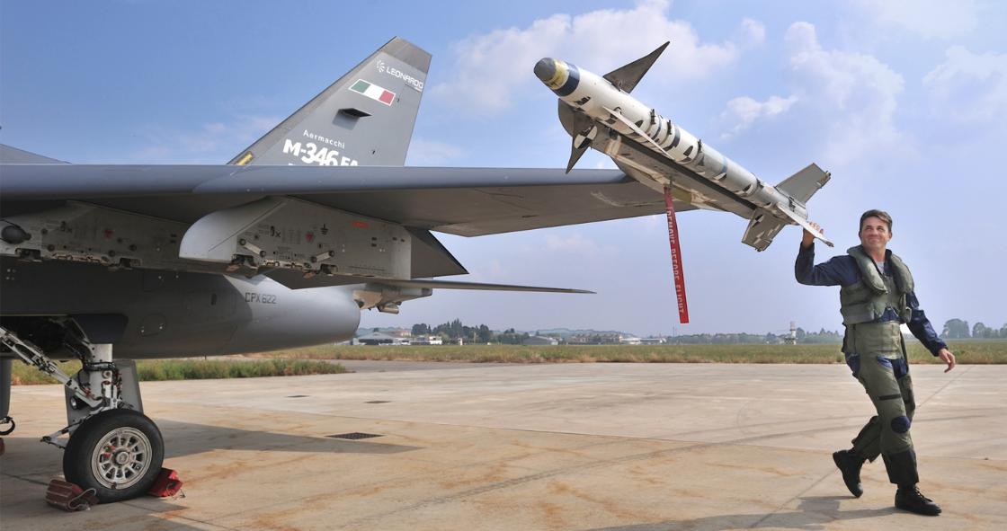 Armamento del avión de combate ligero M-346AF. Foto: Leonardo