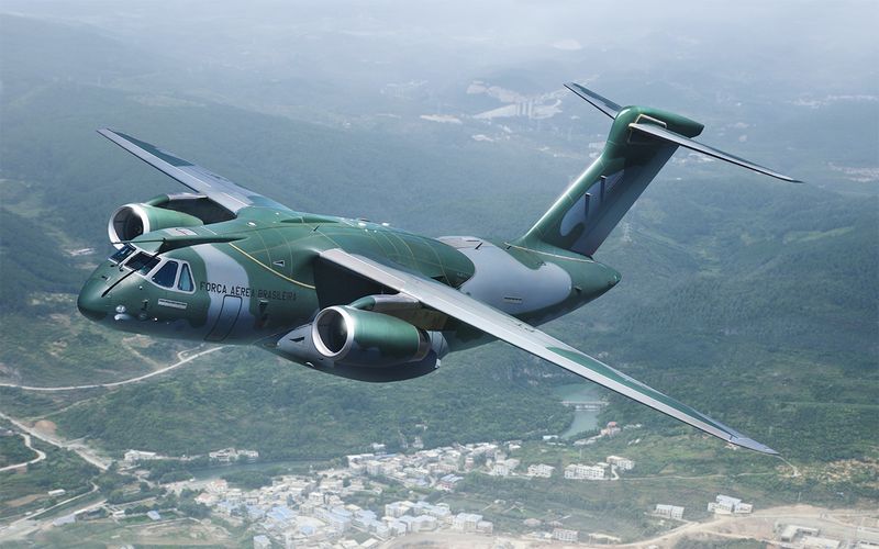 KC-390, Aeronave de transporte militar multimissão EMBRAER …